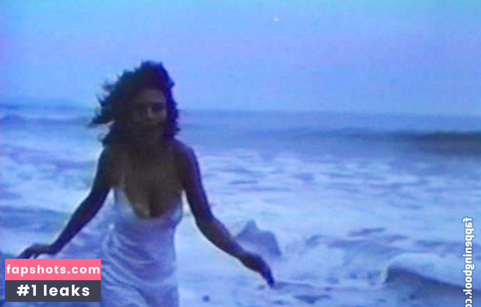 Lana Wood gallery photo #9