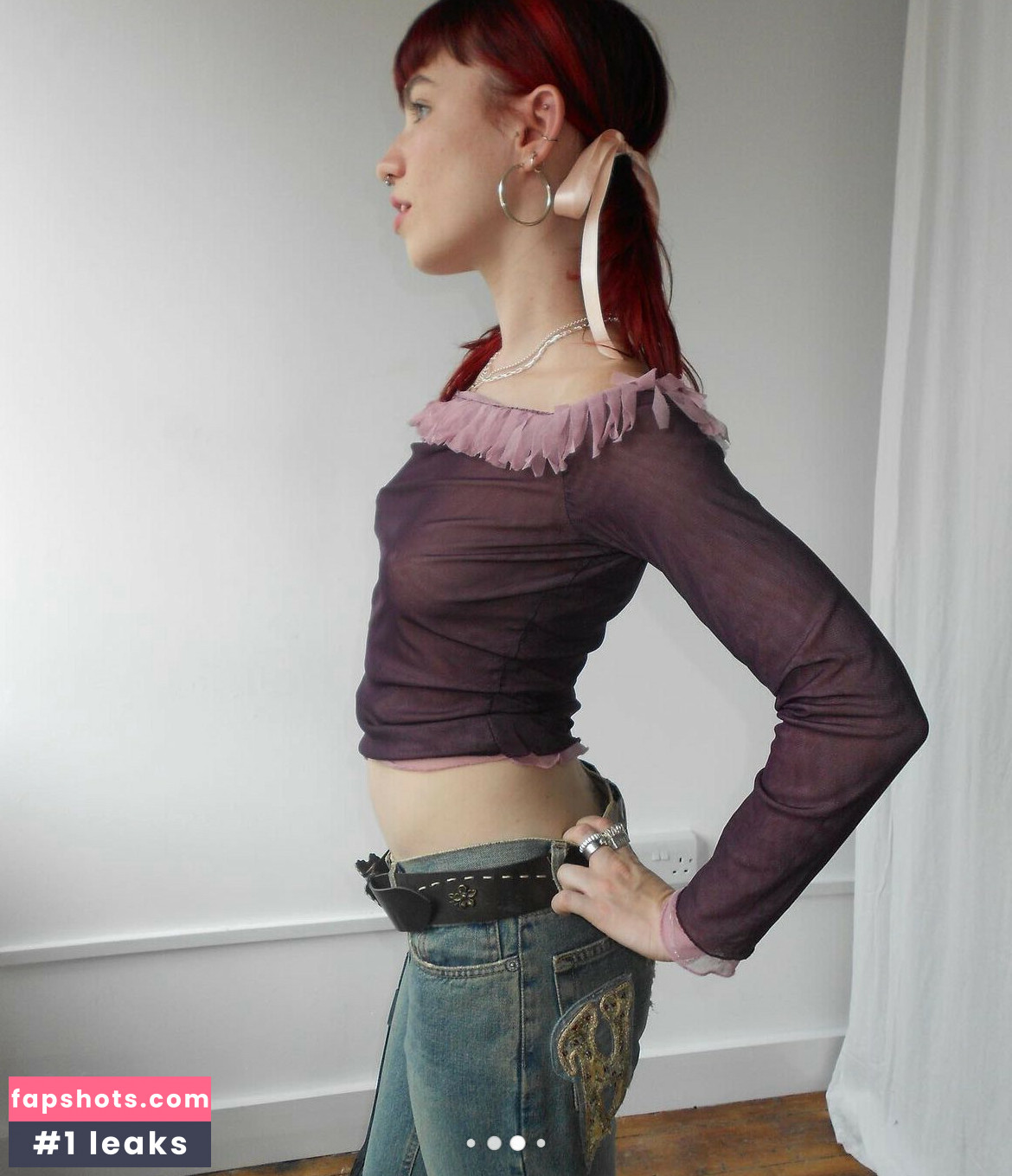 Lara Adkins gallery photo #8