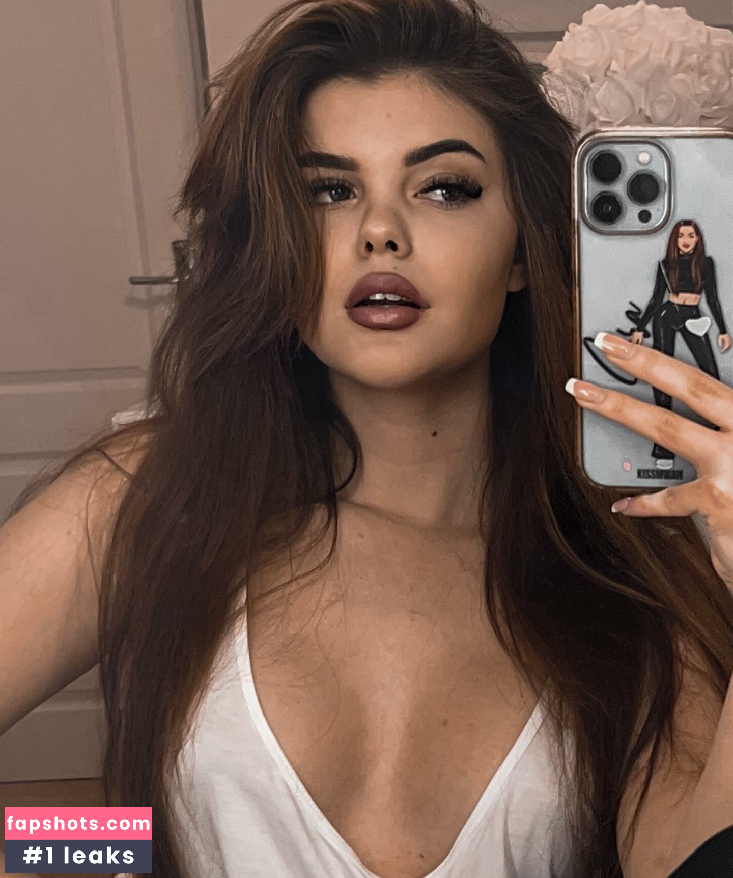 Lara Benjamina Winter gallery photo #3