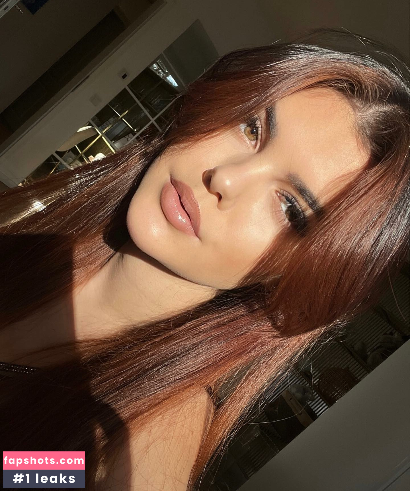 Lara Benjamina Winter gallery photo #21