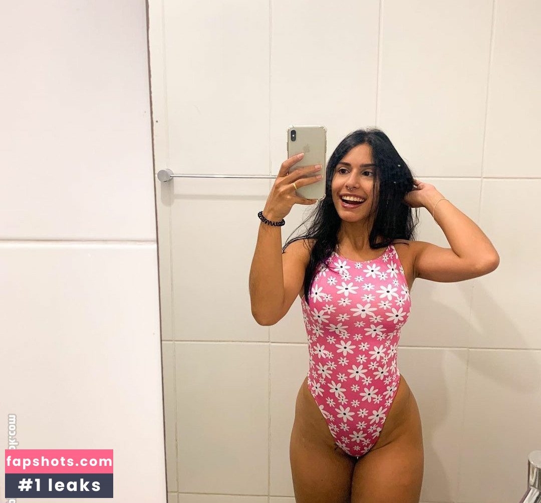 Lara Camilo gallery photo #4