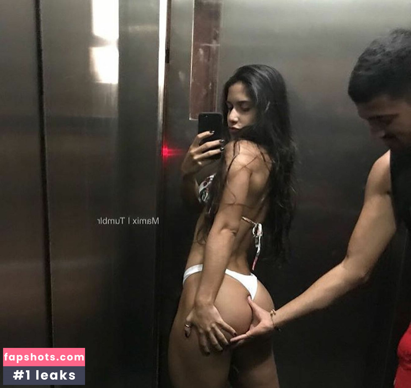 Lara Camilo gallery photo #5