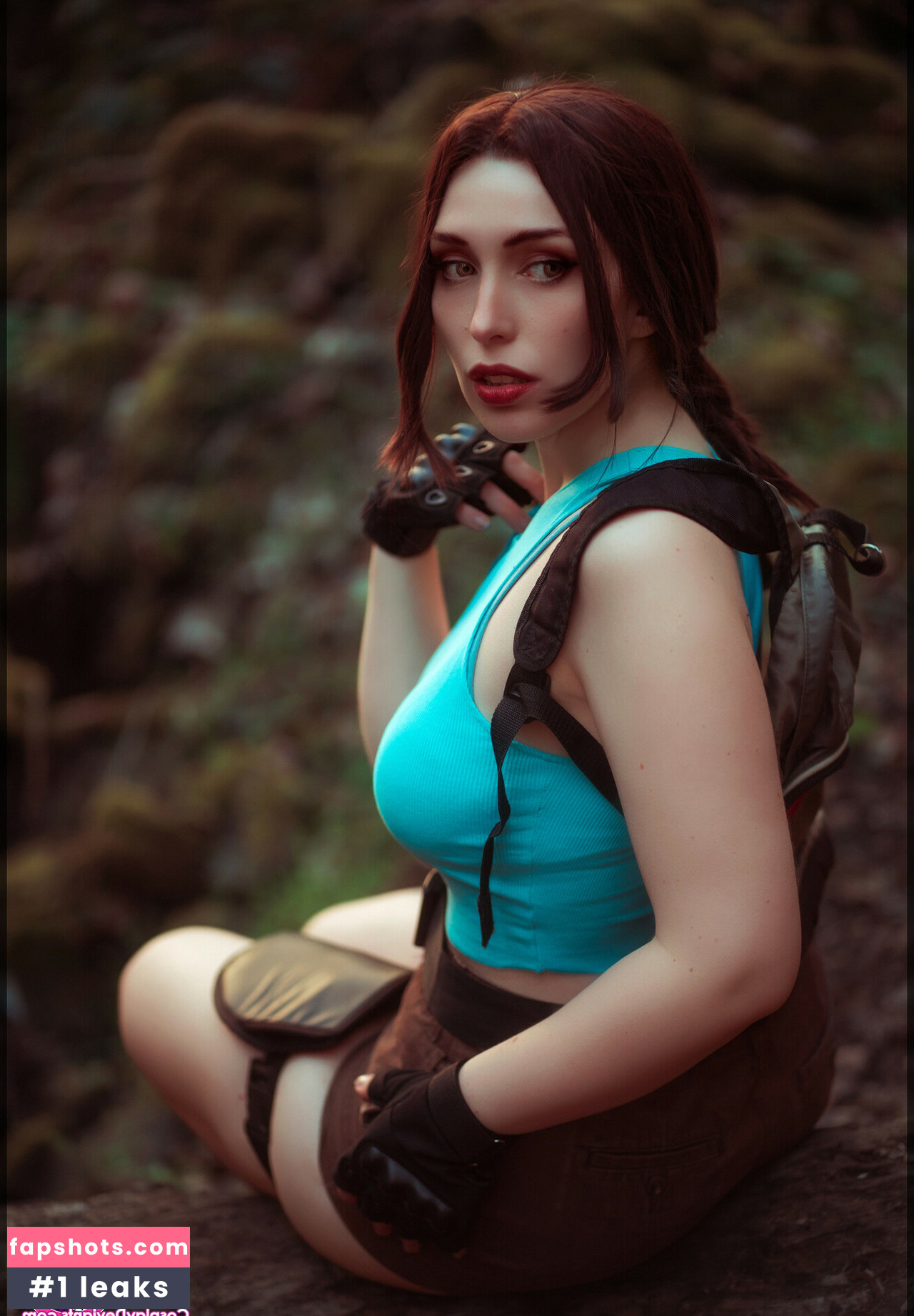 Lara Croft Cosplay gallery photo #18