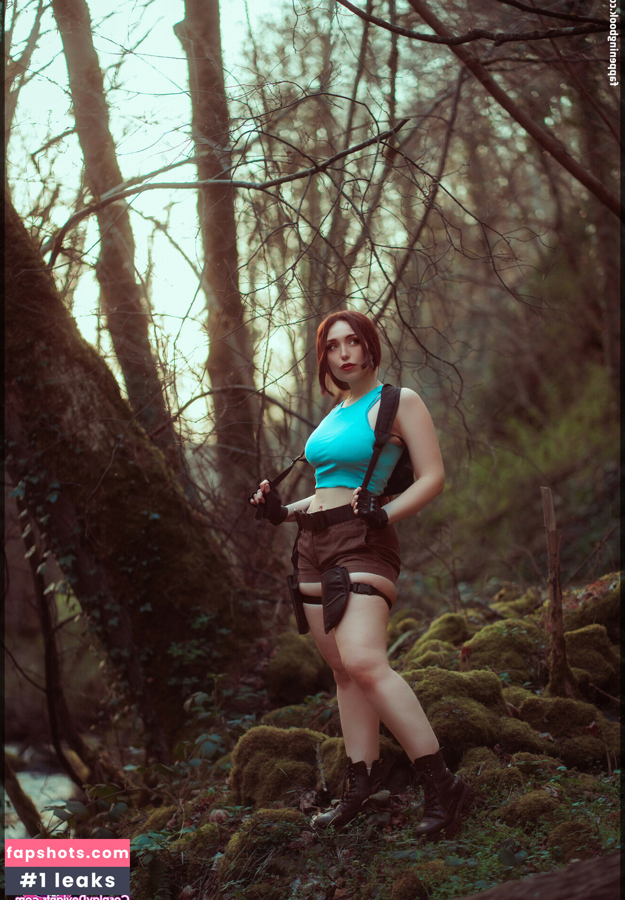 Lara Croft Cosplay gallery photo #24