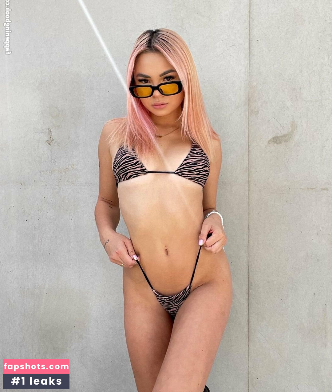 Lara Fraser gallery photo #4