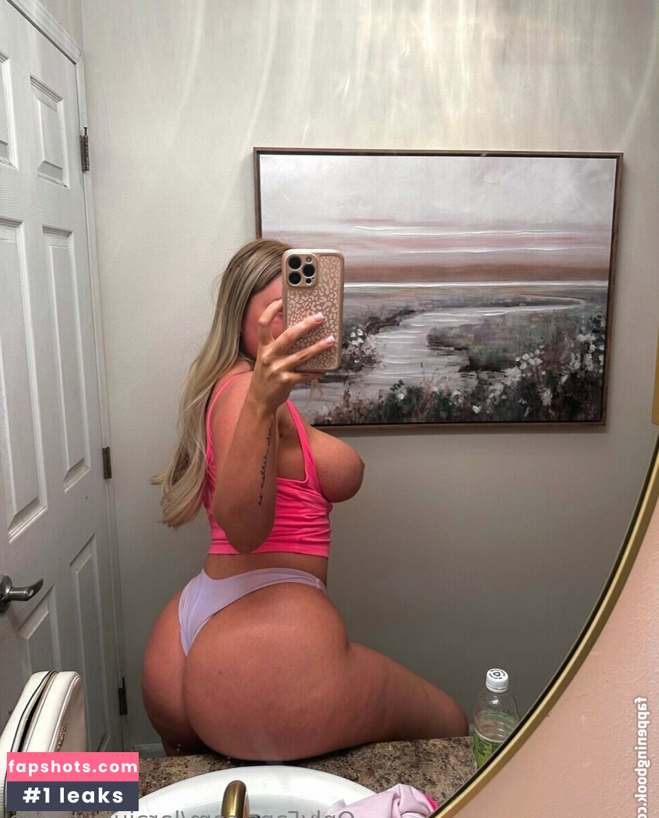 Lara Juicy gallery photo #32