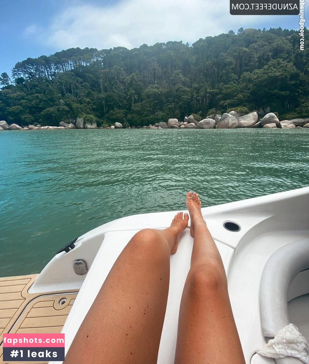 Lara López Calvo gallery photo #7