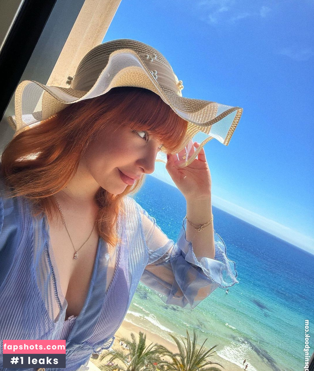 Lara Lunardi gallery photo #27