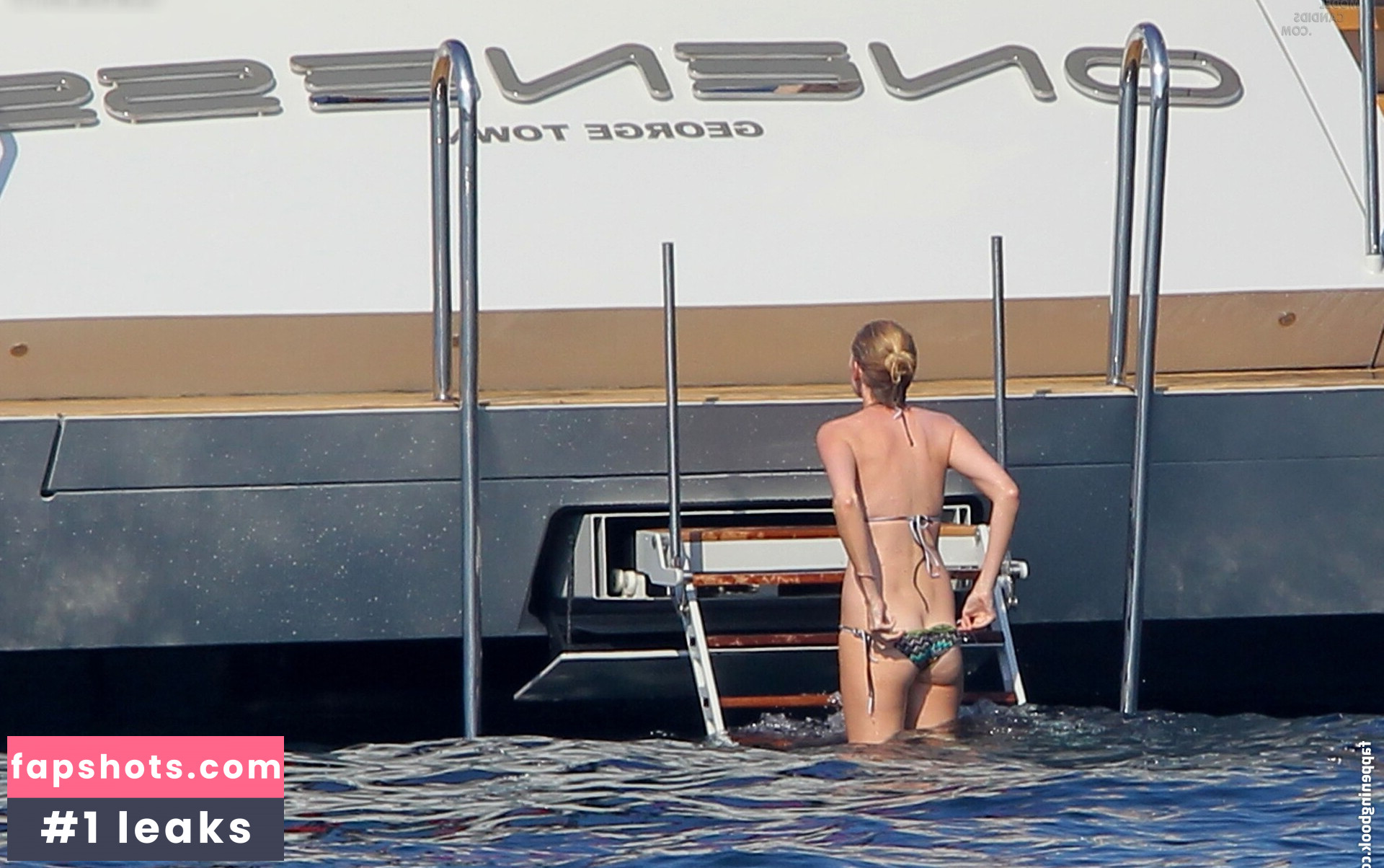 Lara Stone gallery photo #23