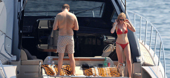 lara-stone gallery photo #64