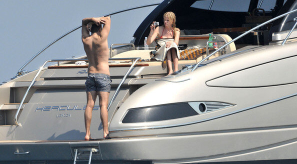 lara-stone gallery photo #71