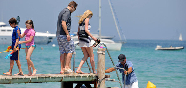 lara-stone gallery photo #77