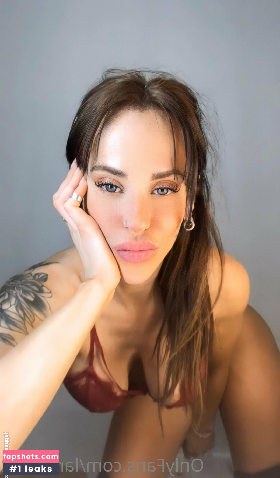 larafox22 gallery photo #4