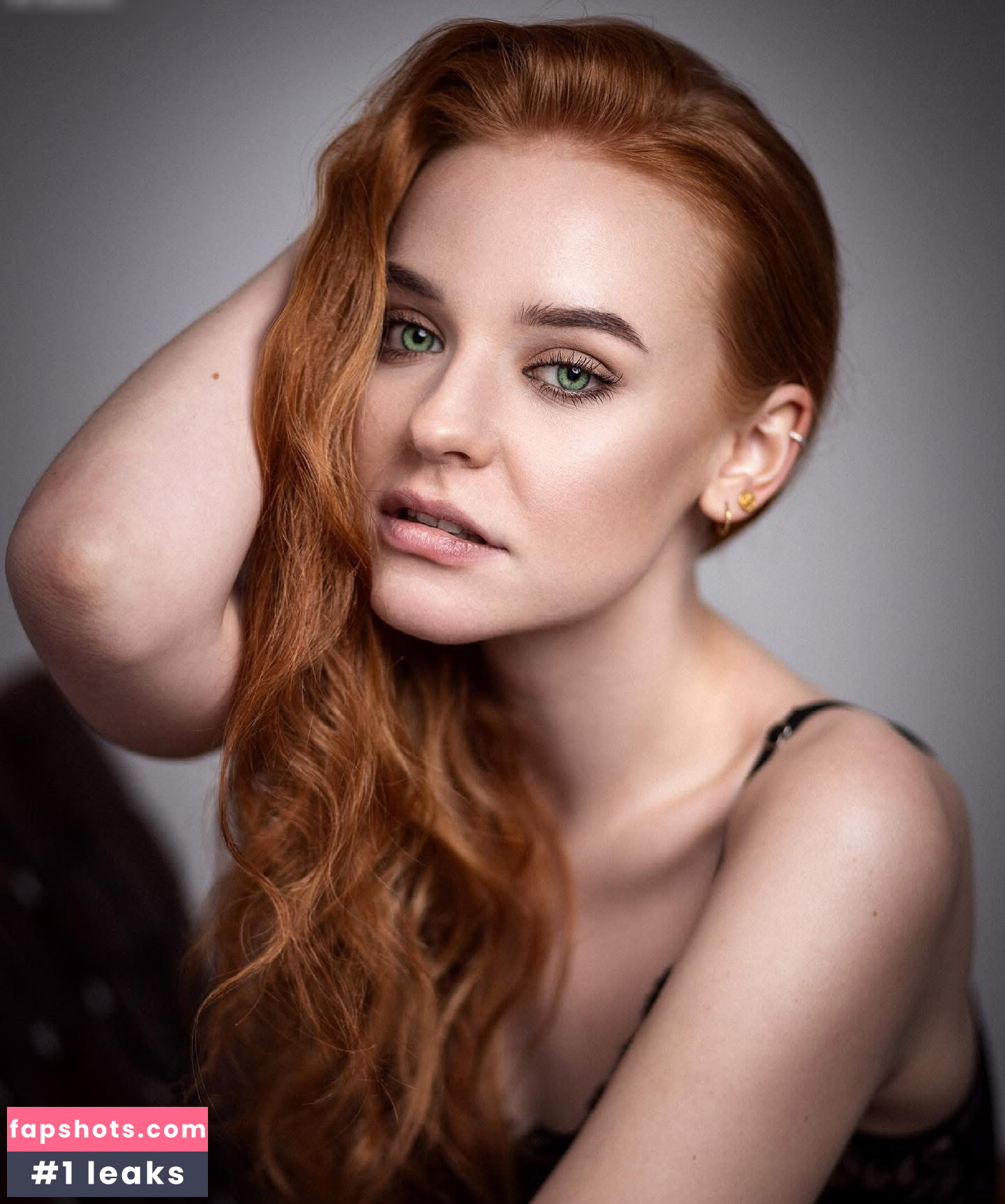 Larakrgr_ gallery photo #8