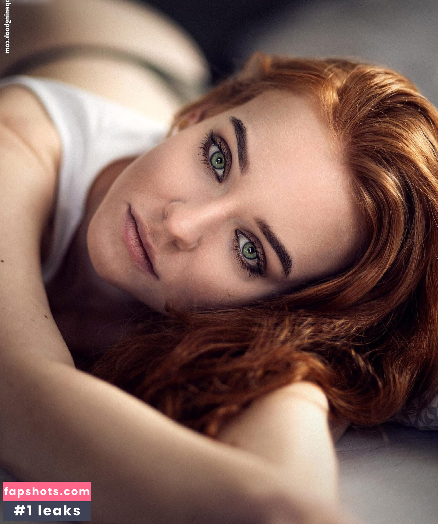 Larakrgr_ gallery photo #10