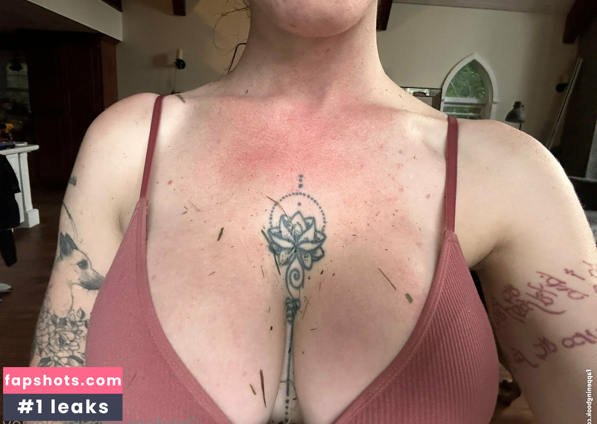 laraloxley gallery photo #44