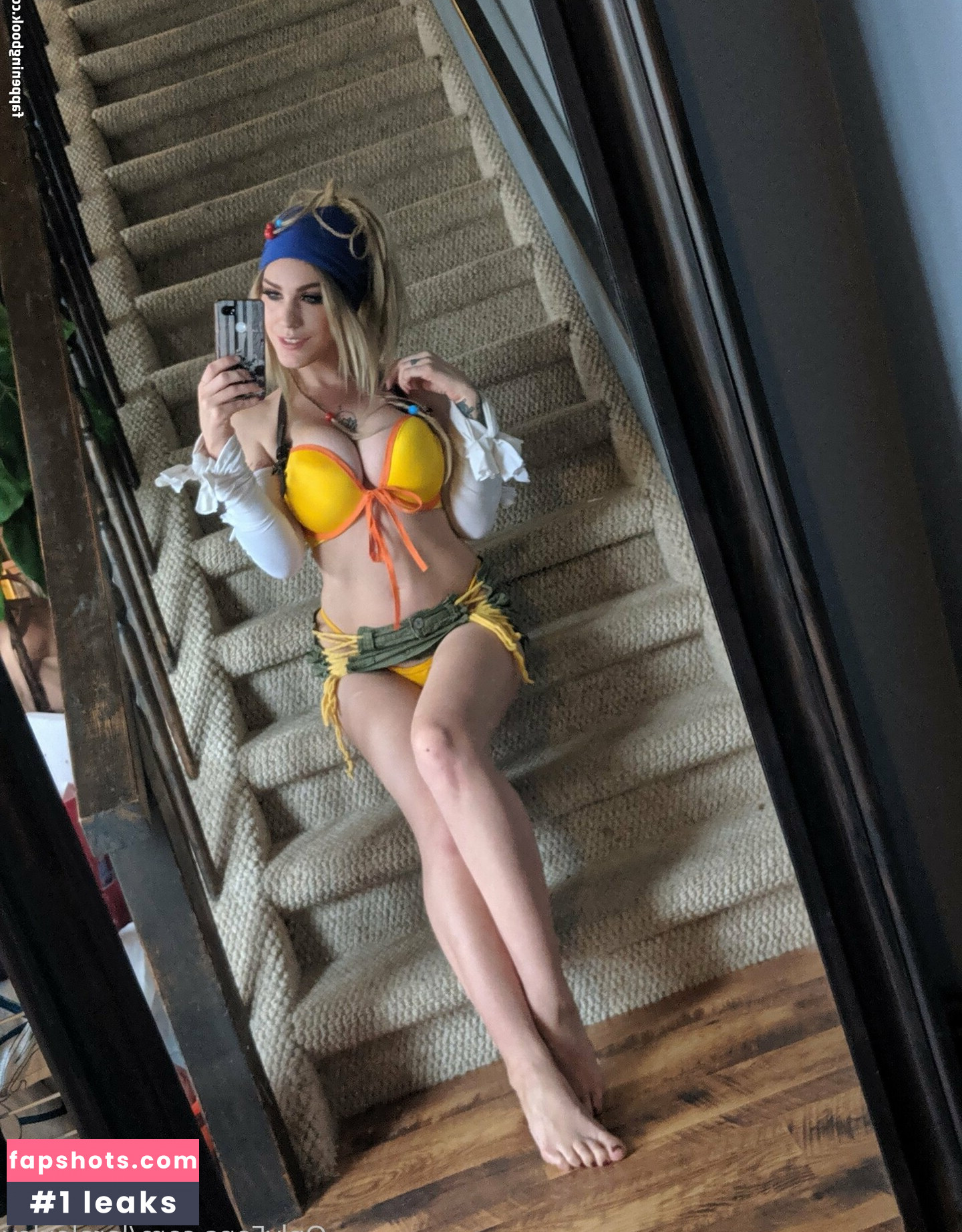 laraloxley gallery photo #70