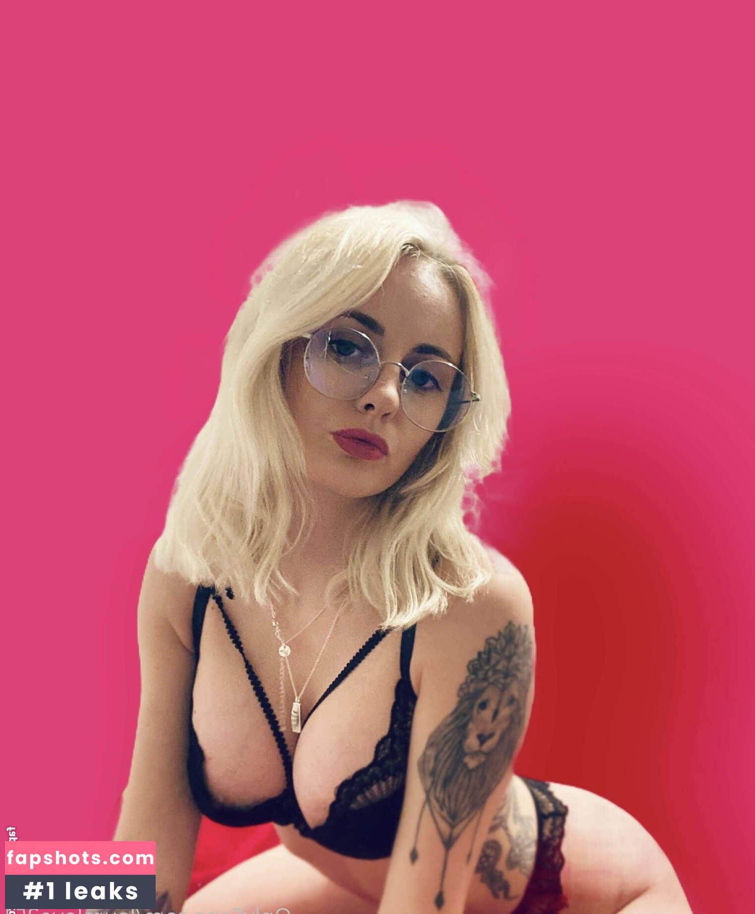 laraonelove gallery photo #17