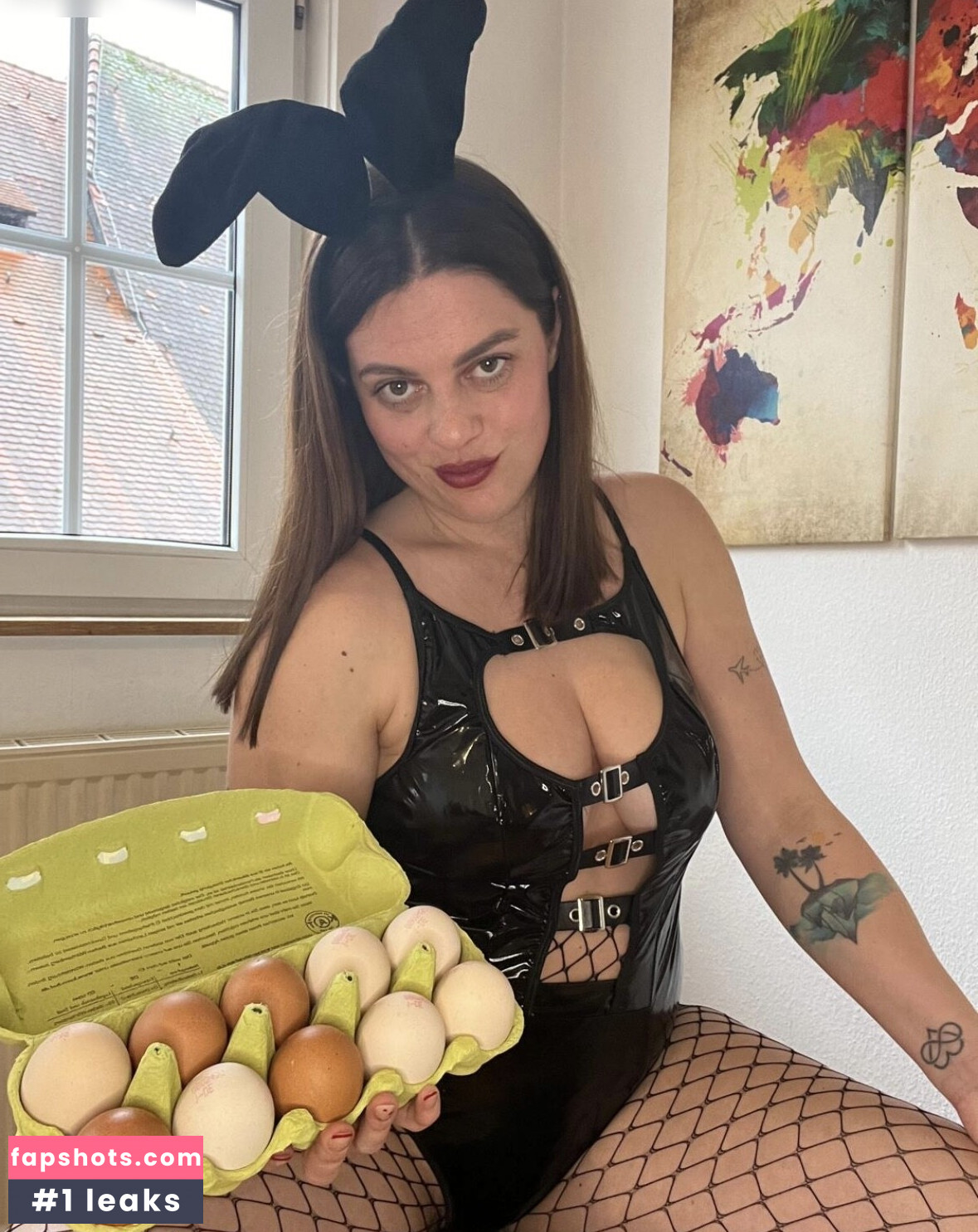 Laras Secret gallery photo #5