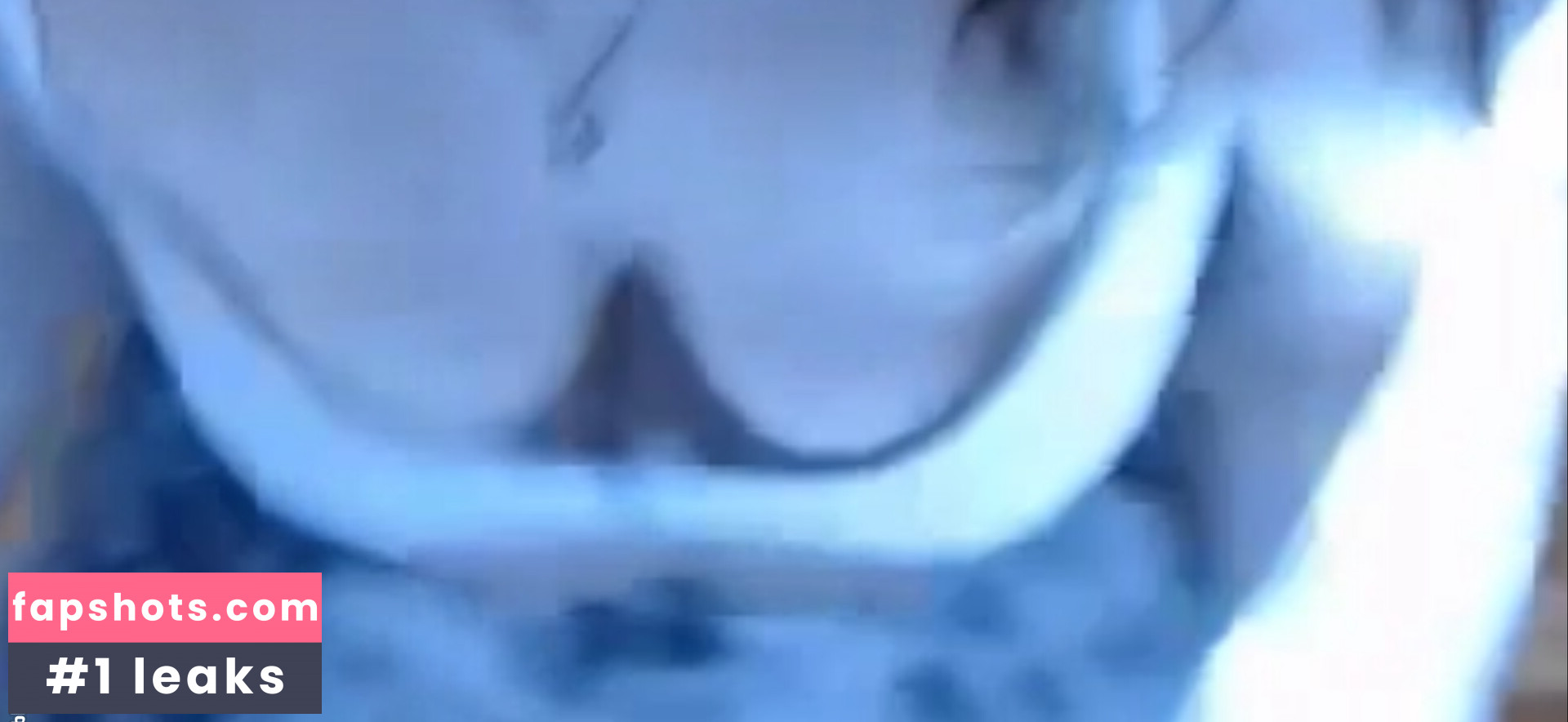 Laribug Nahé úniky fotek pouze od fanoušků #25 - Fapshots