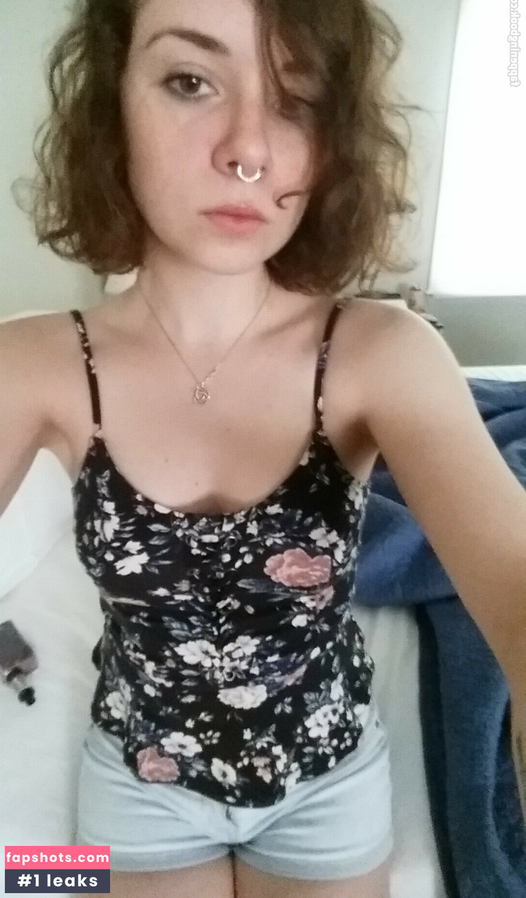 Laribug Nahé úniky fotek pouze od fanoušků #44 - Fapshots