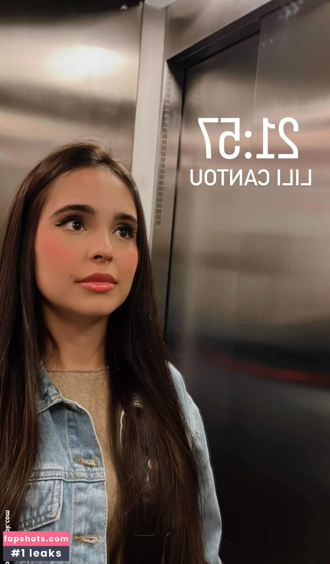 Larissa Costa gallery photo #23