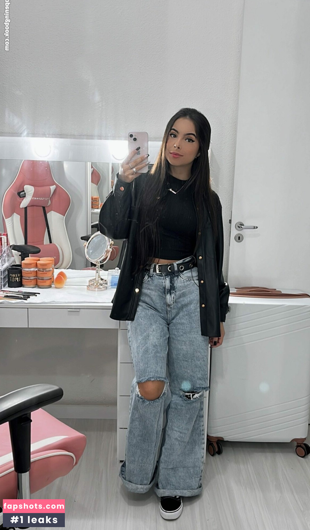 Larissa Costa gallery photo #34