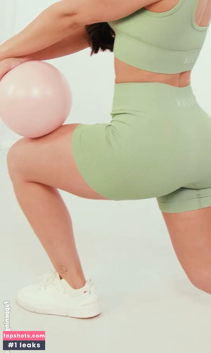 Larissa Manoela gallery photo #11