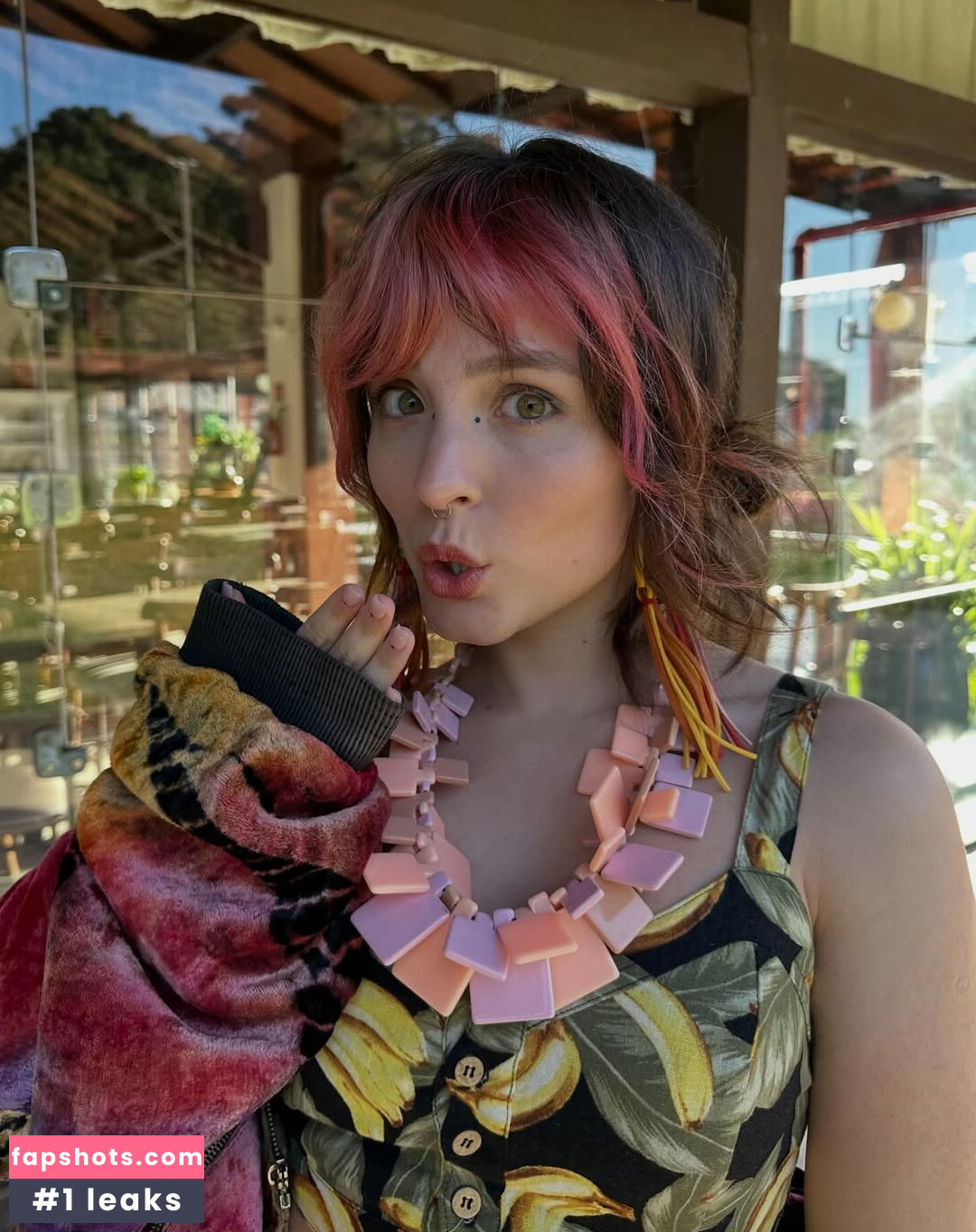 Larissa Manoela Filtración Desnuda OnlyFans Foto #26 - Fapshots