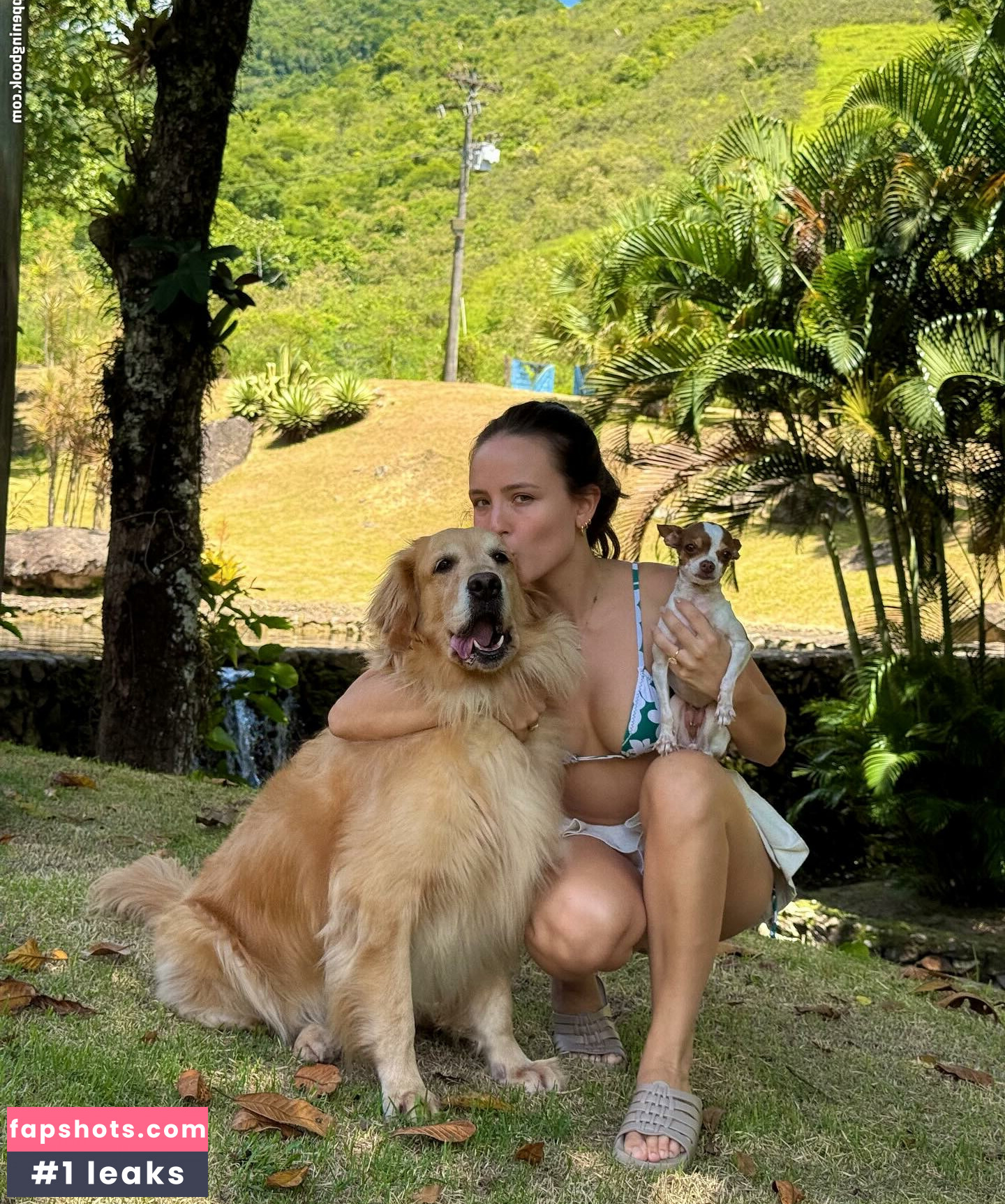 Larissa Manoela gallery photo #81