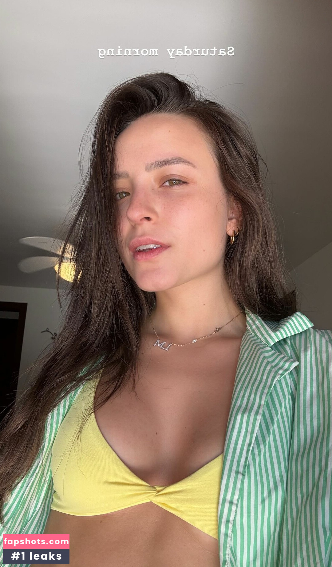 Larissa Manoela gallery photo #85