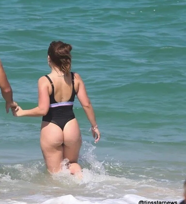 larissa-manoela Nahé úniky fotek pouze od fanoušků #897 - Fapshots