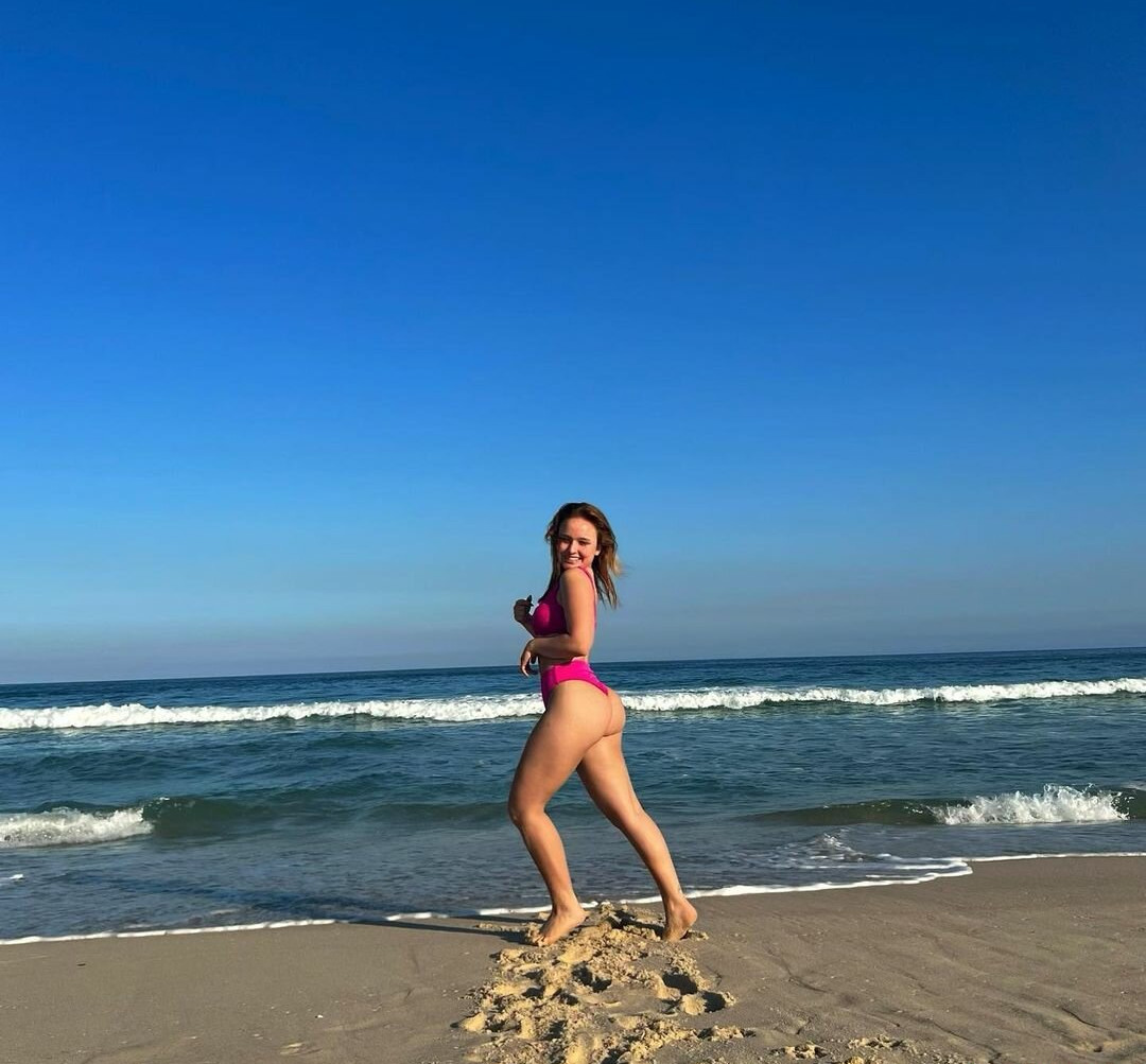 larissa-manoela Nahé úniky fotek pouze od fanoušků #949 - Fapshots