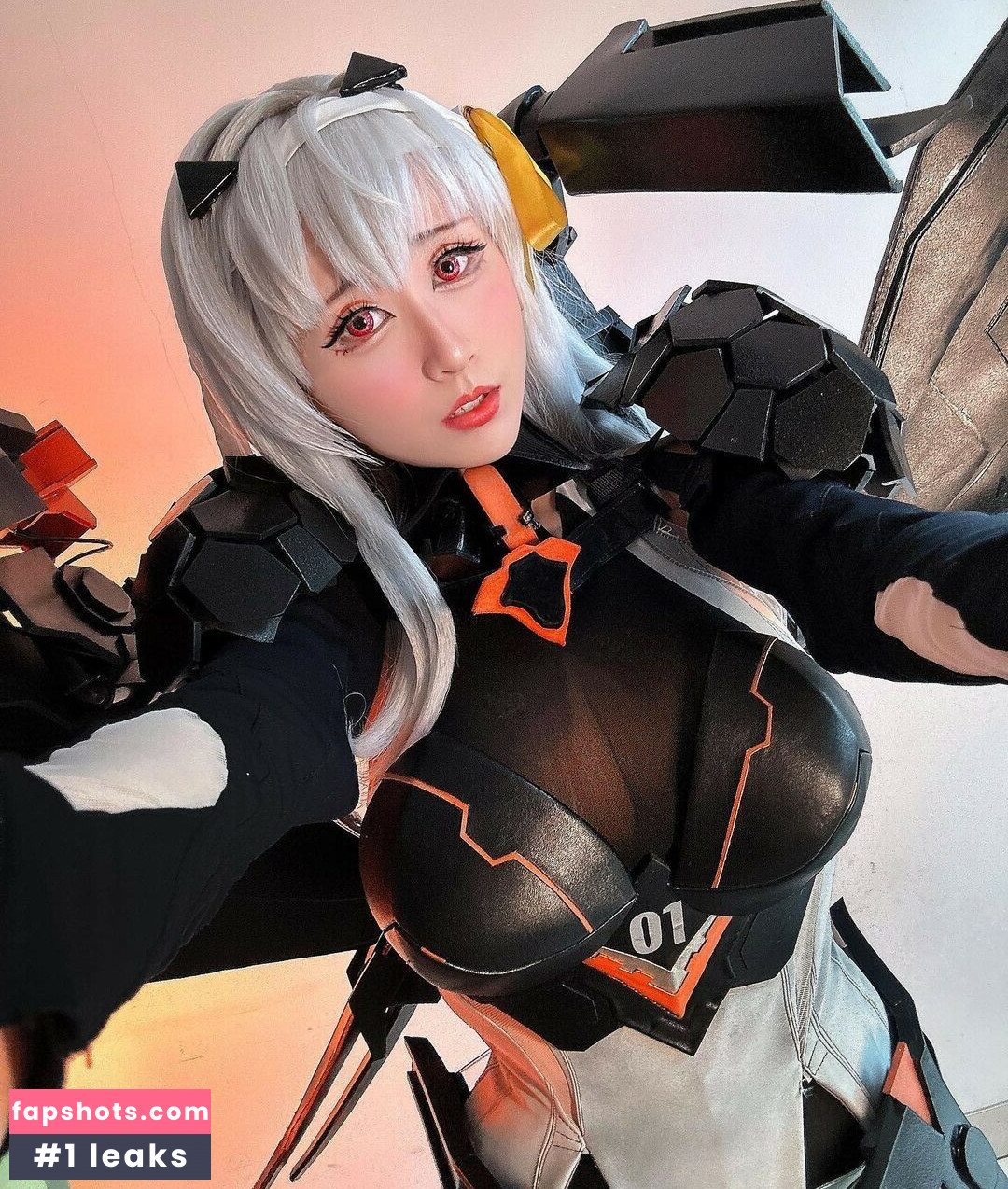 Larissa Rochefort gallery photo #105