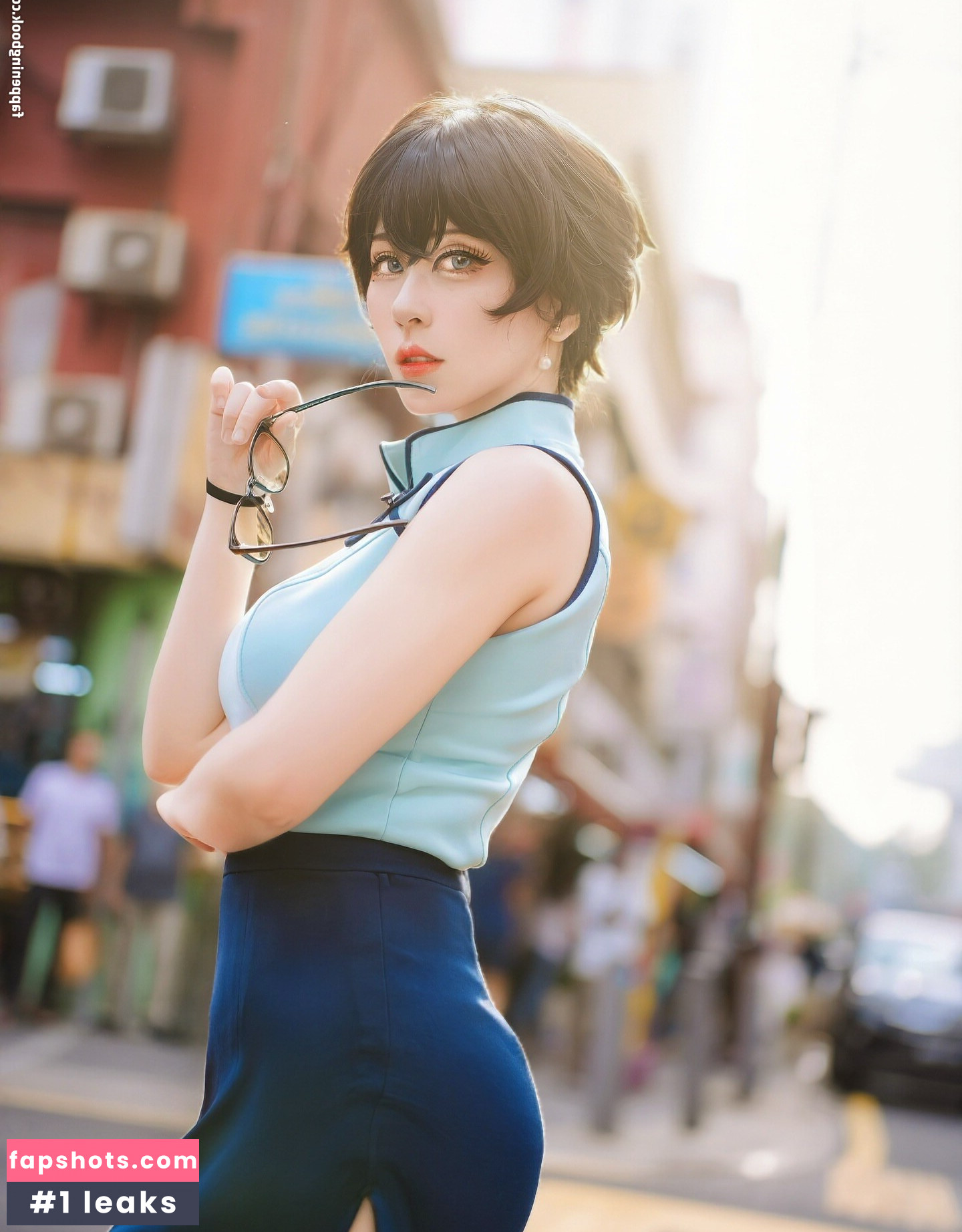 Larissa Rochefort gallery photo #13