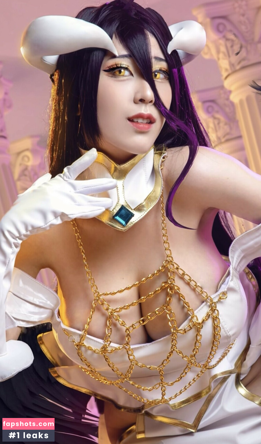 Larissa Rochefort gallery photo #132