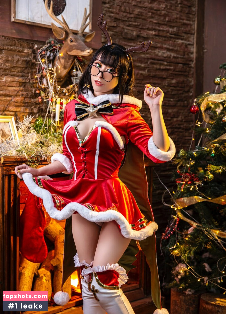 Larissa Rochefort gallery photo #151