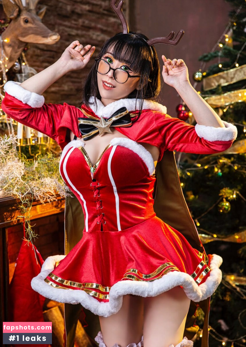 Larissa Rochefort gallery photo #154