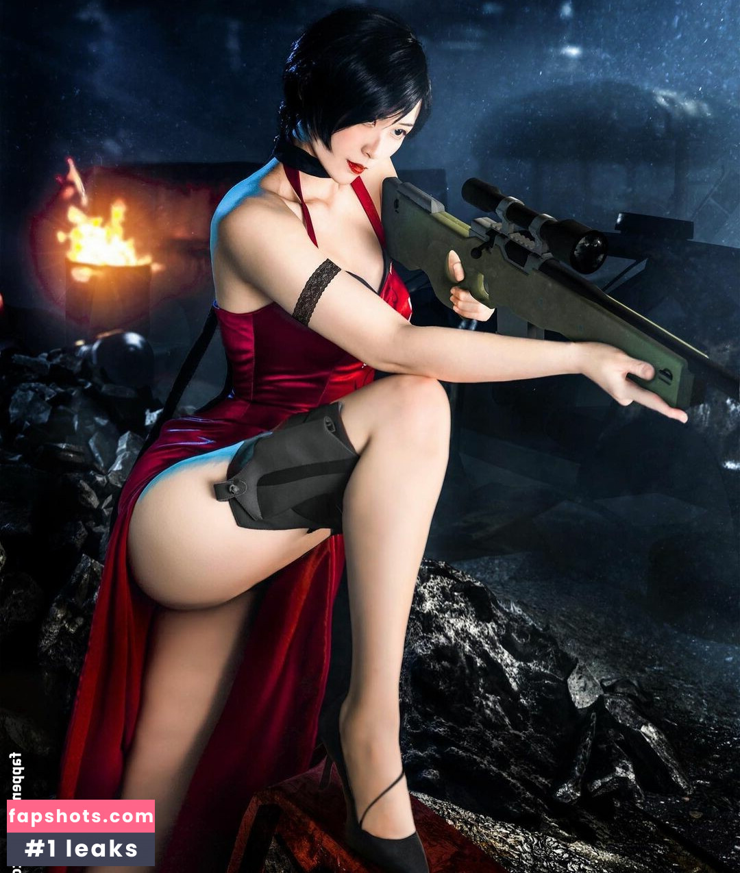 Larissa Rochefort gallery photo #157