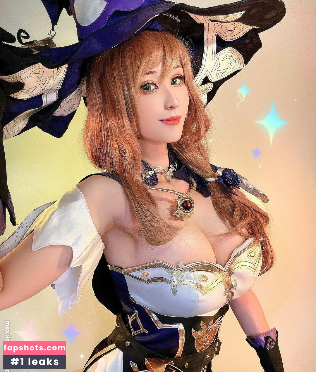 Larissa Rochefort gallery photo #159