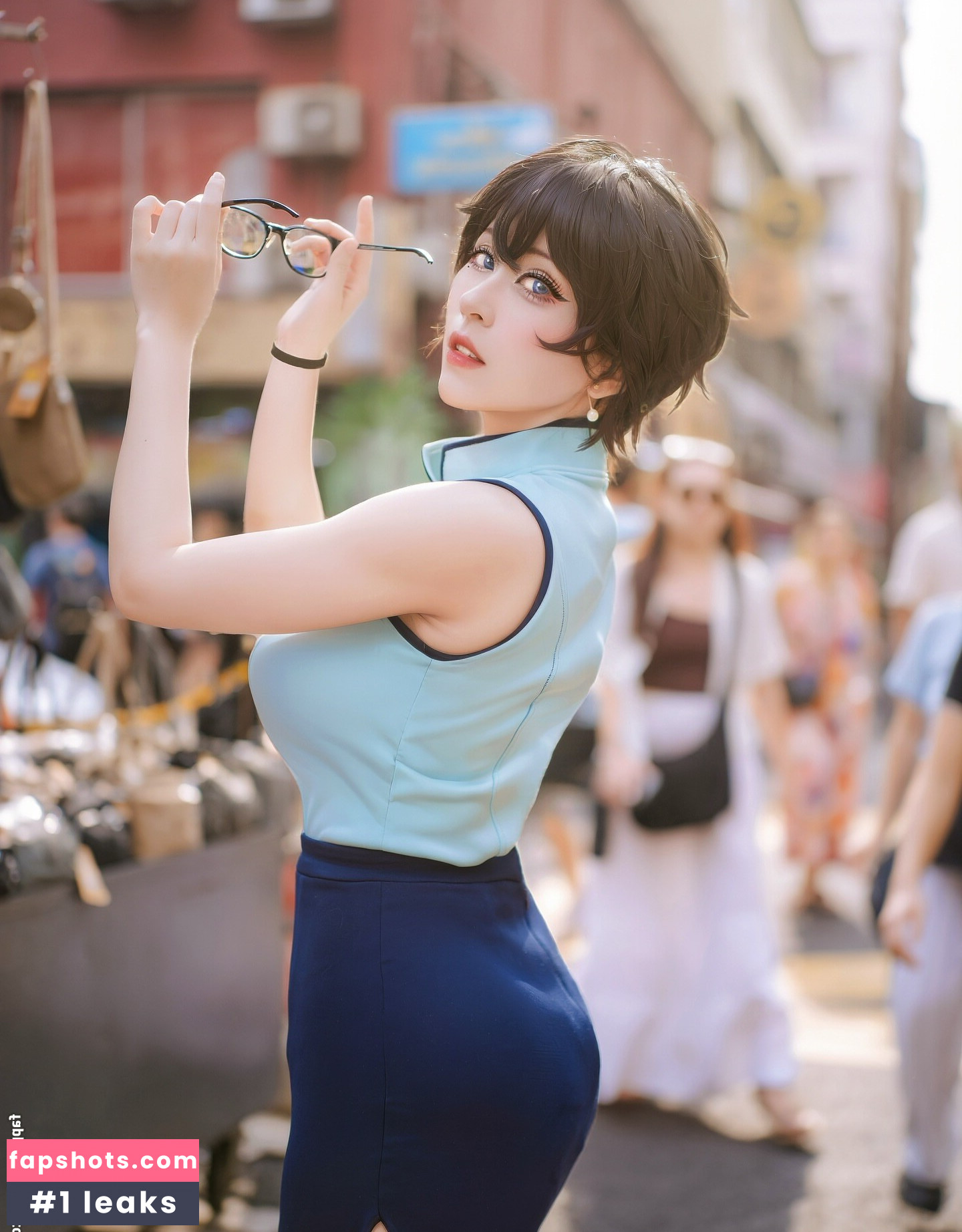 Larissa Rochefort gallery photo #18