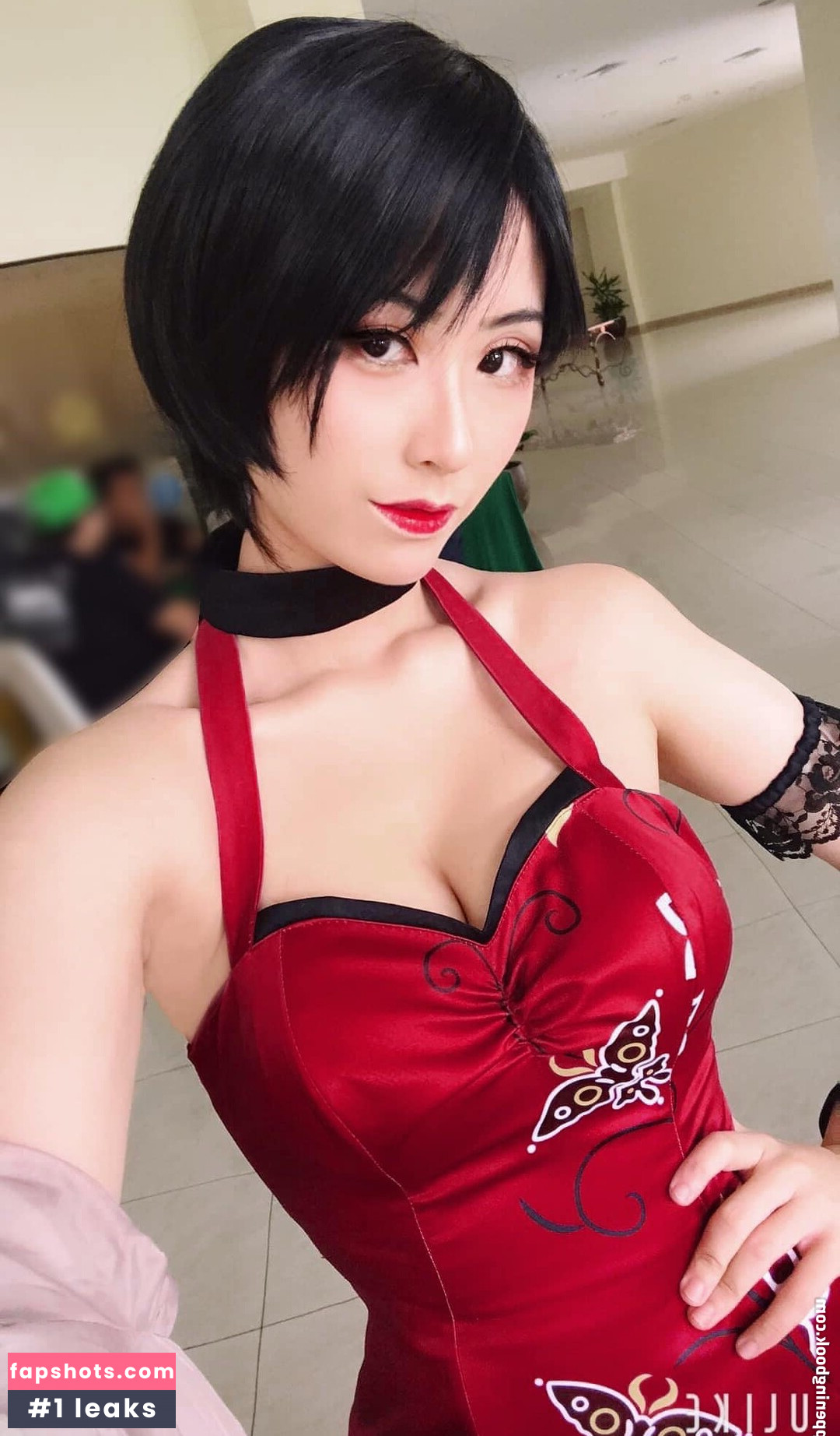 Larissa Rochefort gallery photo #180