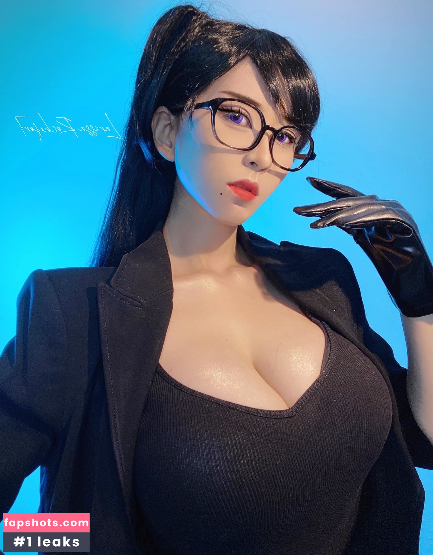 Larissa Rochefort gallery photo #184