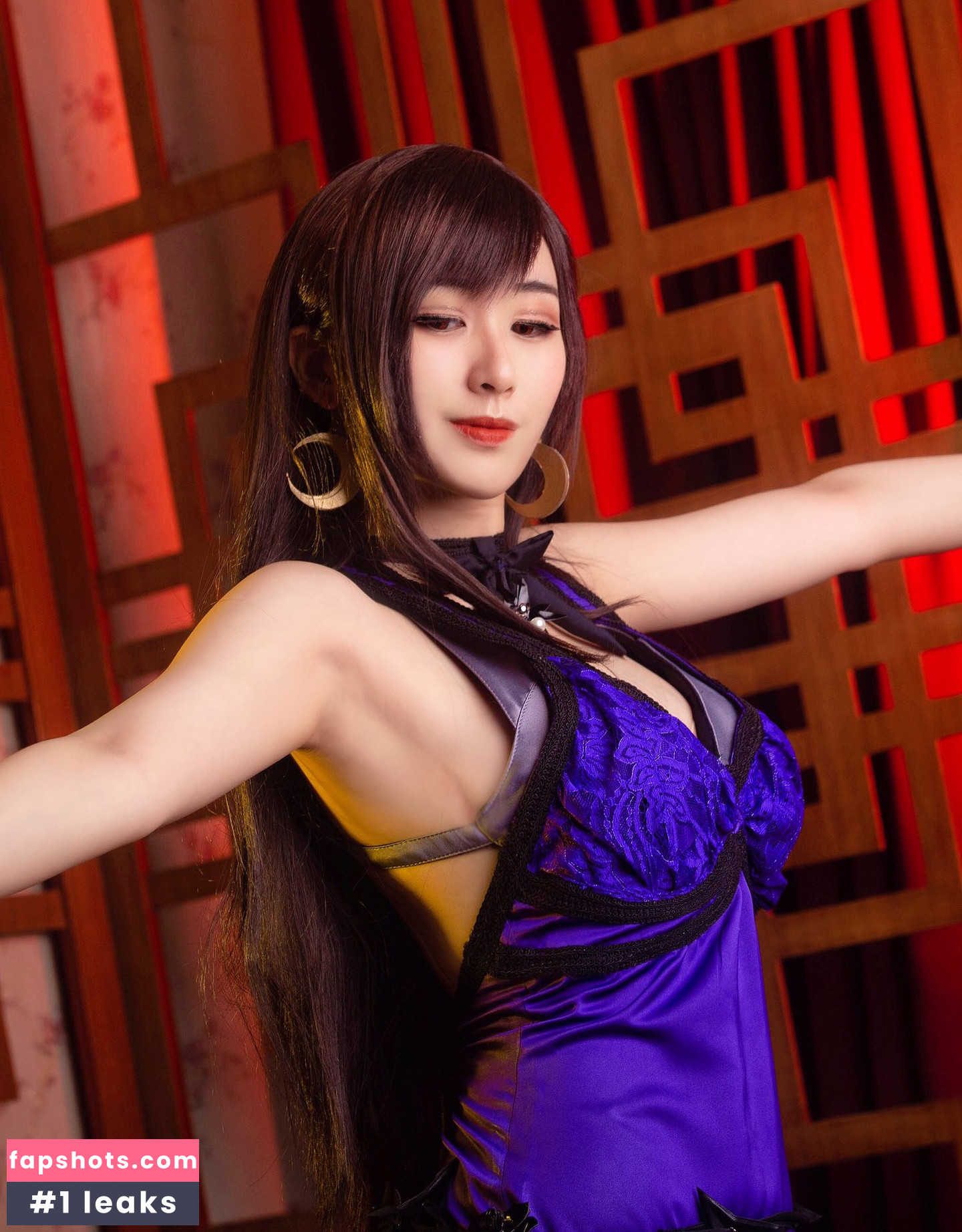 Larissa Rochefort gallery photo #188