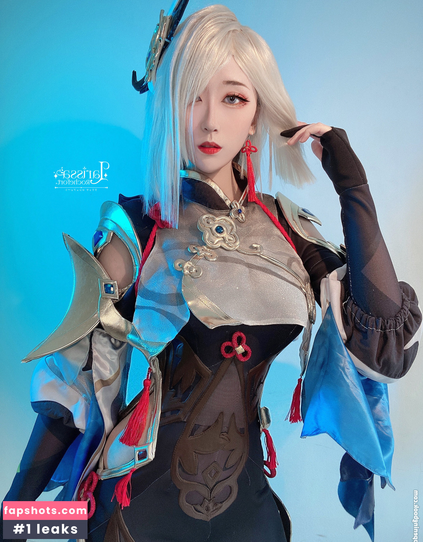 Larissa Rochefort gallery photo #194