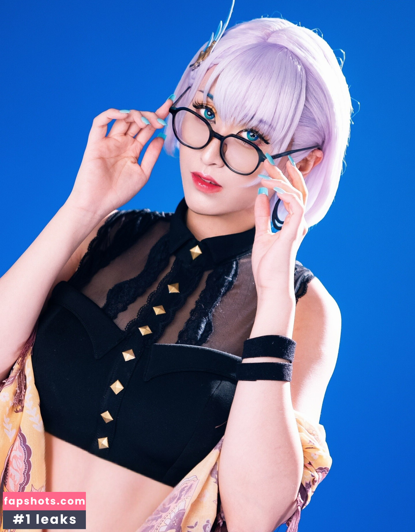 Larissa Rochefort gallery photo #6