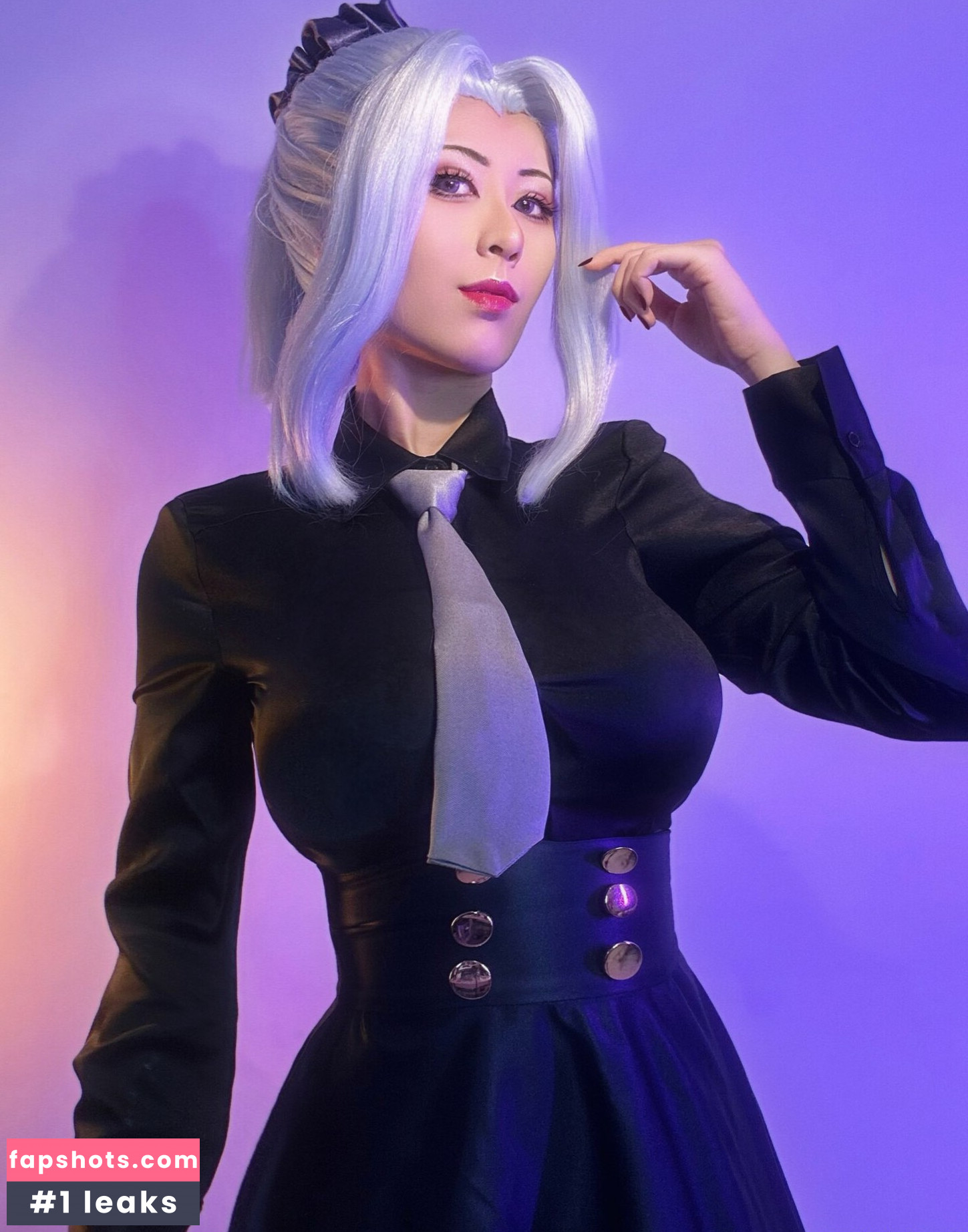 Larissa Rochefort gallery photo #58