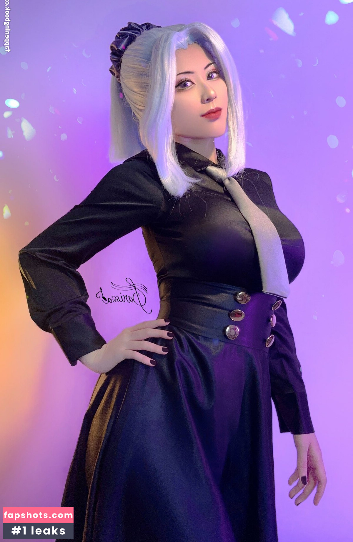 Larissa Rochefort gallery photo #60