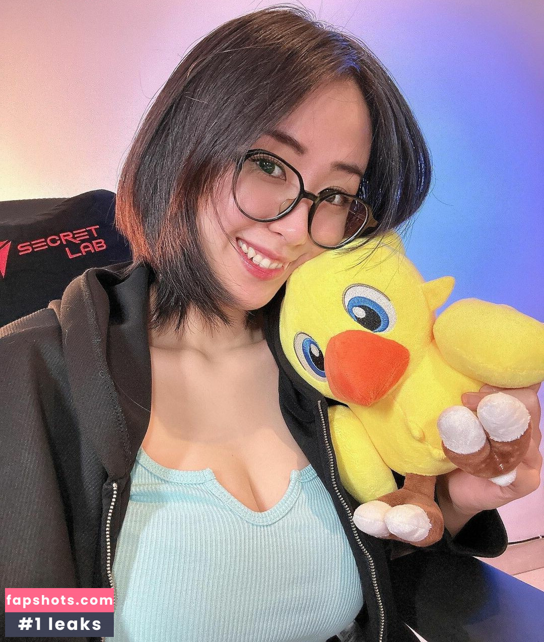 Larissa Rochefort gallery photo #95