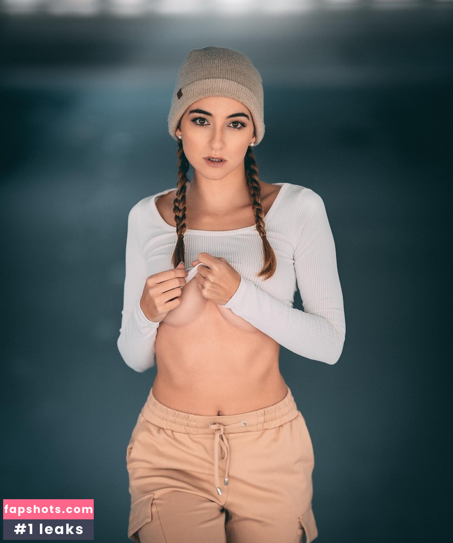 Larissa0297 gallery photo #9